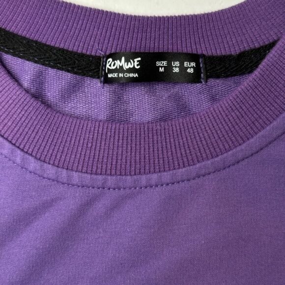 RoMwe Graphic Sweatshirt Purple Skull Man Dog Old Camper Long Sleeves Men Med - Picture 4 of 6